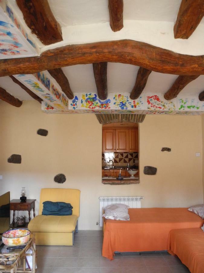 Apartment Cal Viola Torroja Luaran gambar